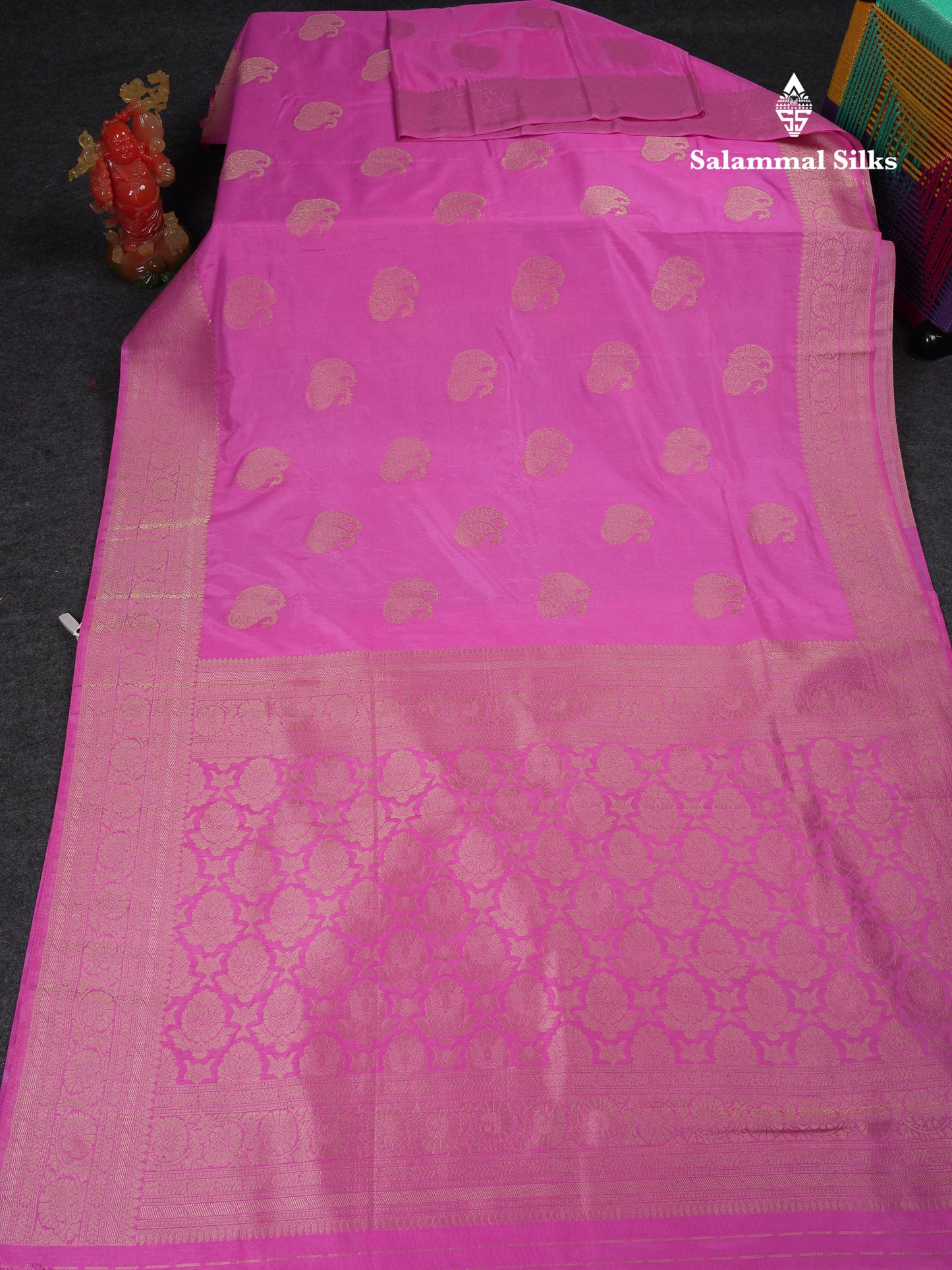 Beautiful Light Pink Semi Georgette Saree With Fancy Border