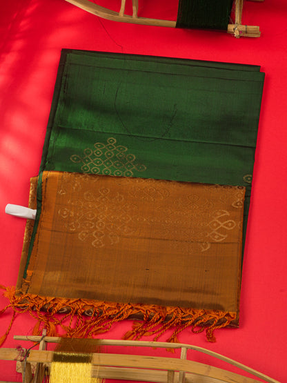 Bottle Green Kolam Design Kanjivaram Pure Soft Silk Saree With Contrast Mustard Yellow Blouse