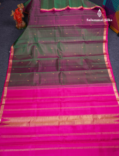 Beautiful Dual Tone Bottle Green Pure Kanjivaram Silk Saree With Contrast Magenta Pink Small Border