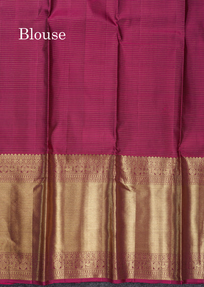 Green Pure Kanjivaram Silk Saree With Contrast Magenta Evening Morning Traditional Border