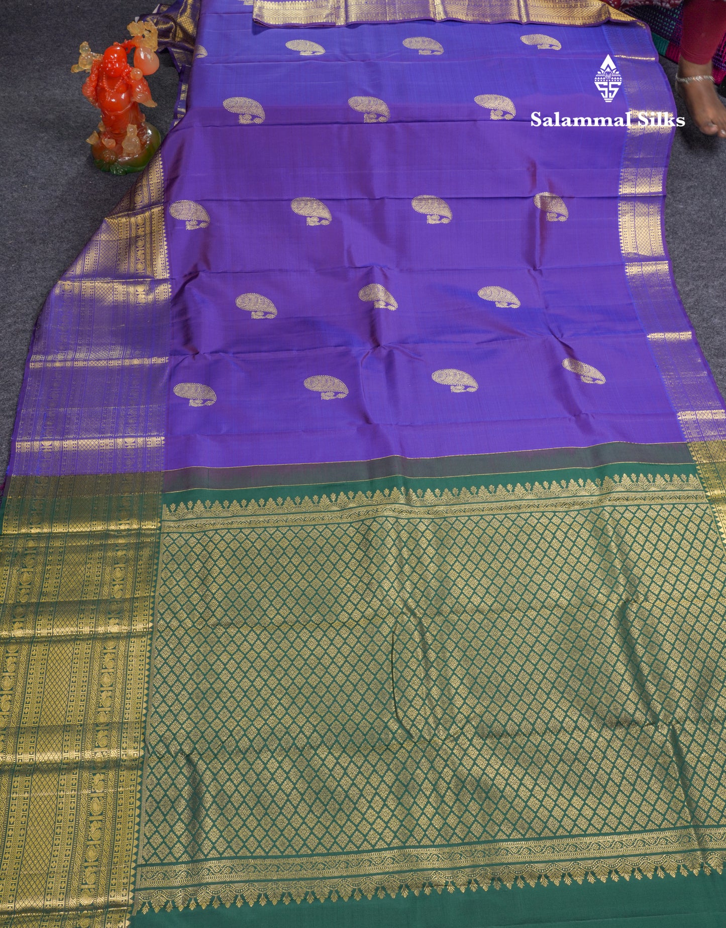 Dual Tone Violet Pure Kanjivaram Silk Saree With Traditional Evening Morning Border