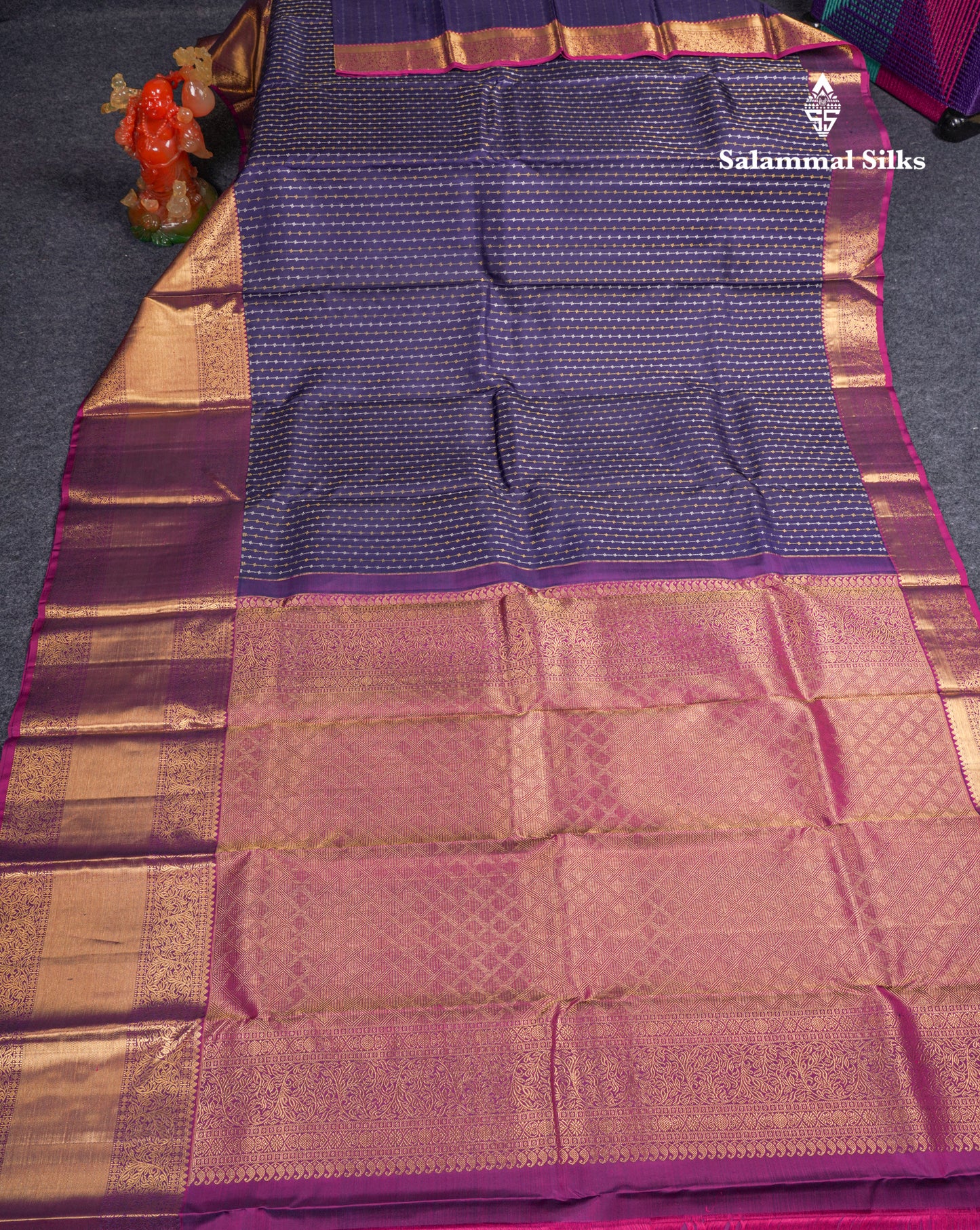 Navy Blue Pure Kanjivaram Silk Saree With Contrast Magenta Traditional Evening Morning Border