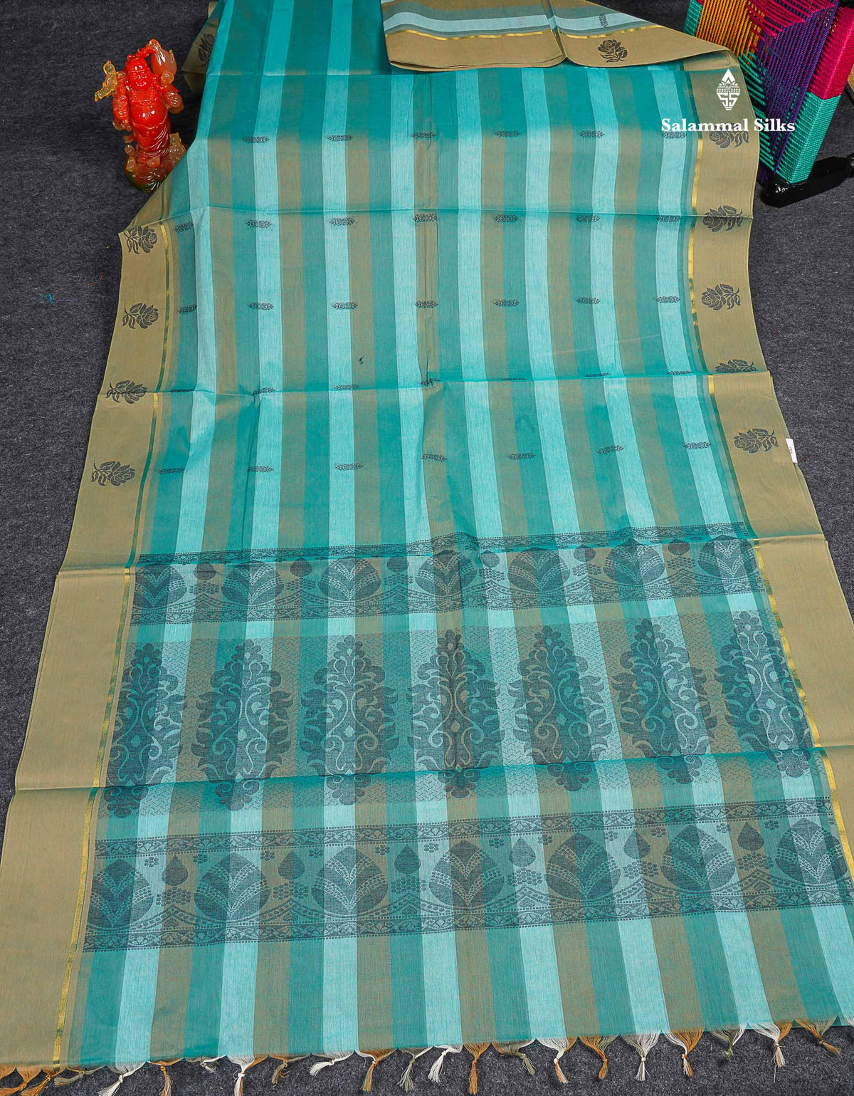 Pure Cotton Saree - Multicolour Body Thread Butta With Fancy Border