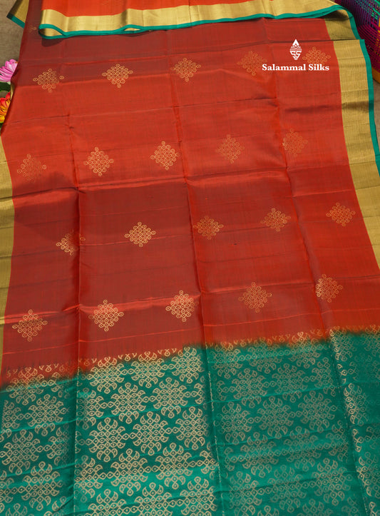 Maroon Kolam Design Kanjivaram Pure Soft Silk Saree With Gold Zari Border