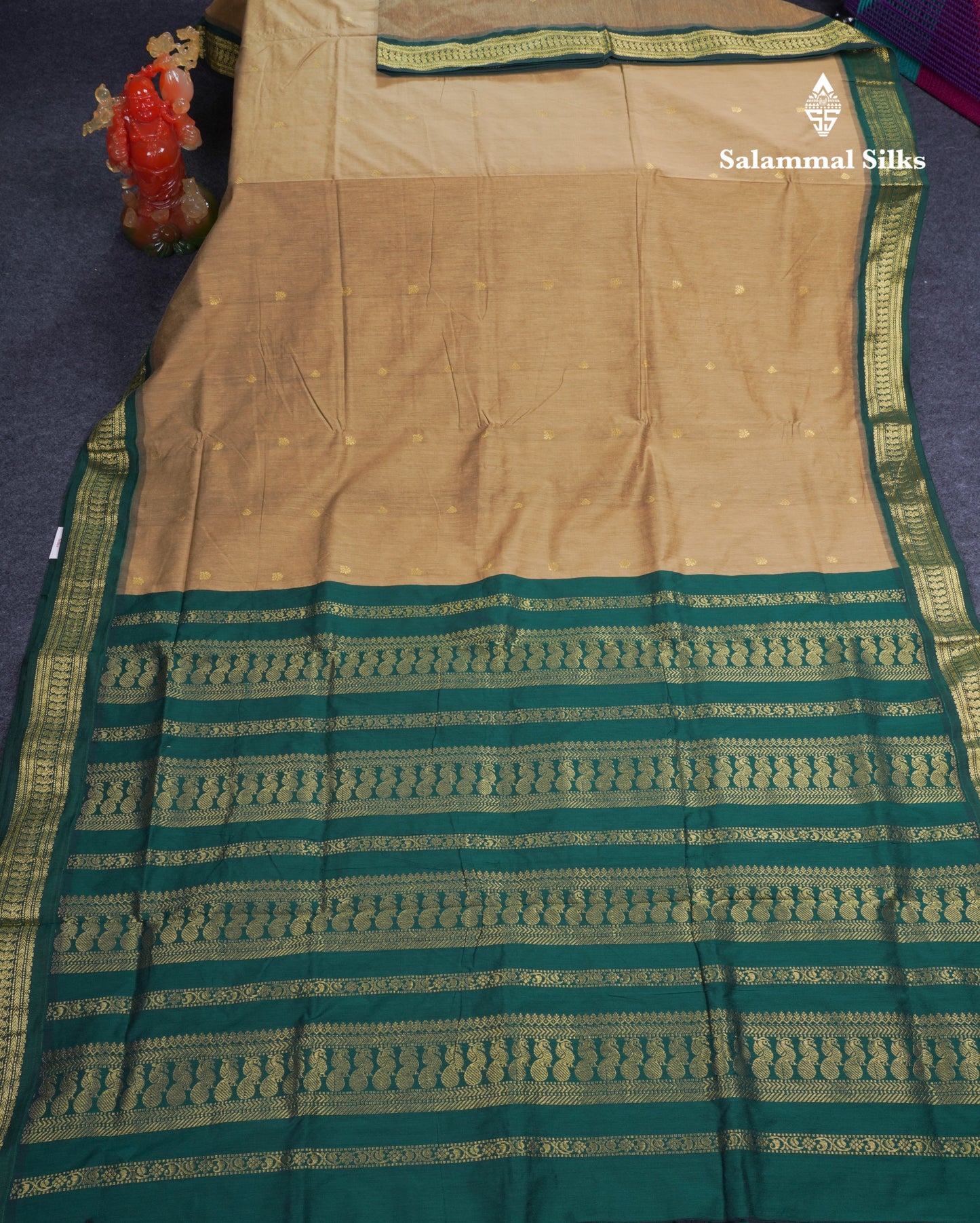 Dark Sandal Kalyani Cotton Saree With Contrast Bottle Green Blouse