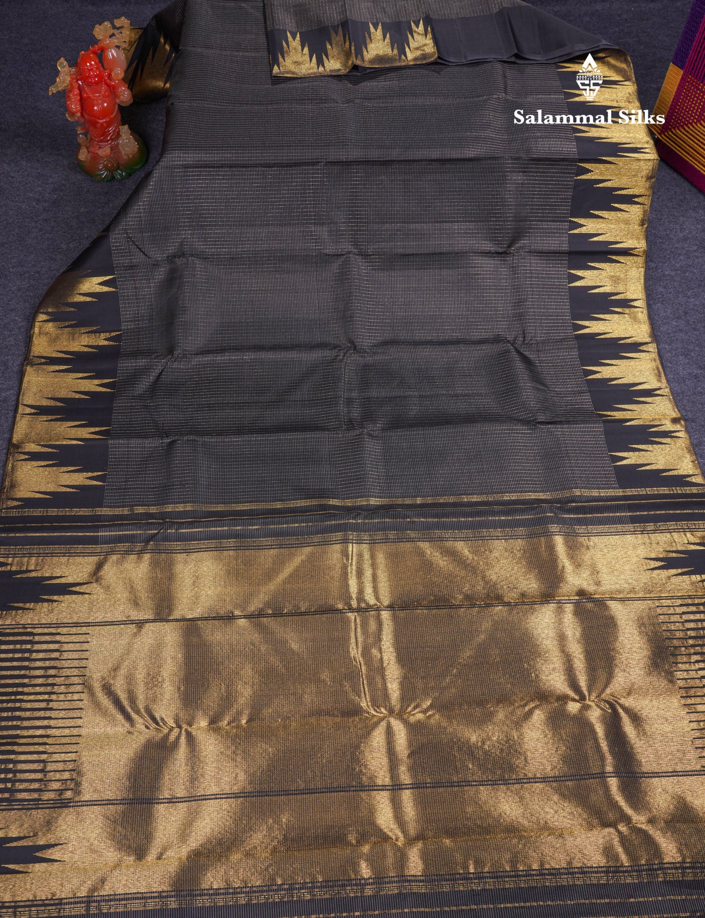 Beautiful Black Zari Tiny Checks Pure Kanjivaram Silk Saree with 8 Kol Traditional Temple Border