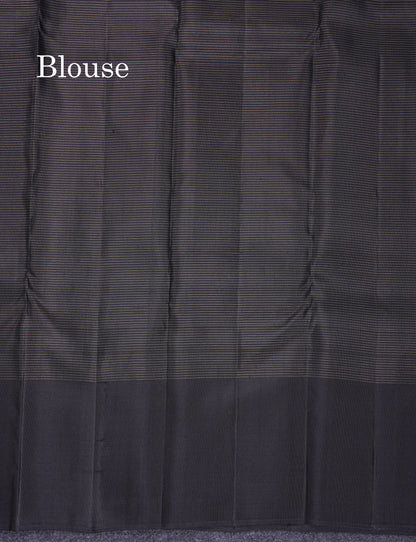 Beautiful Black Zari Tiny Checks Pure Kanjivaram Silk Saree with 8 Kol Traditional Temple Border
