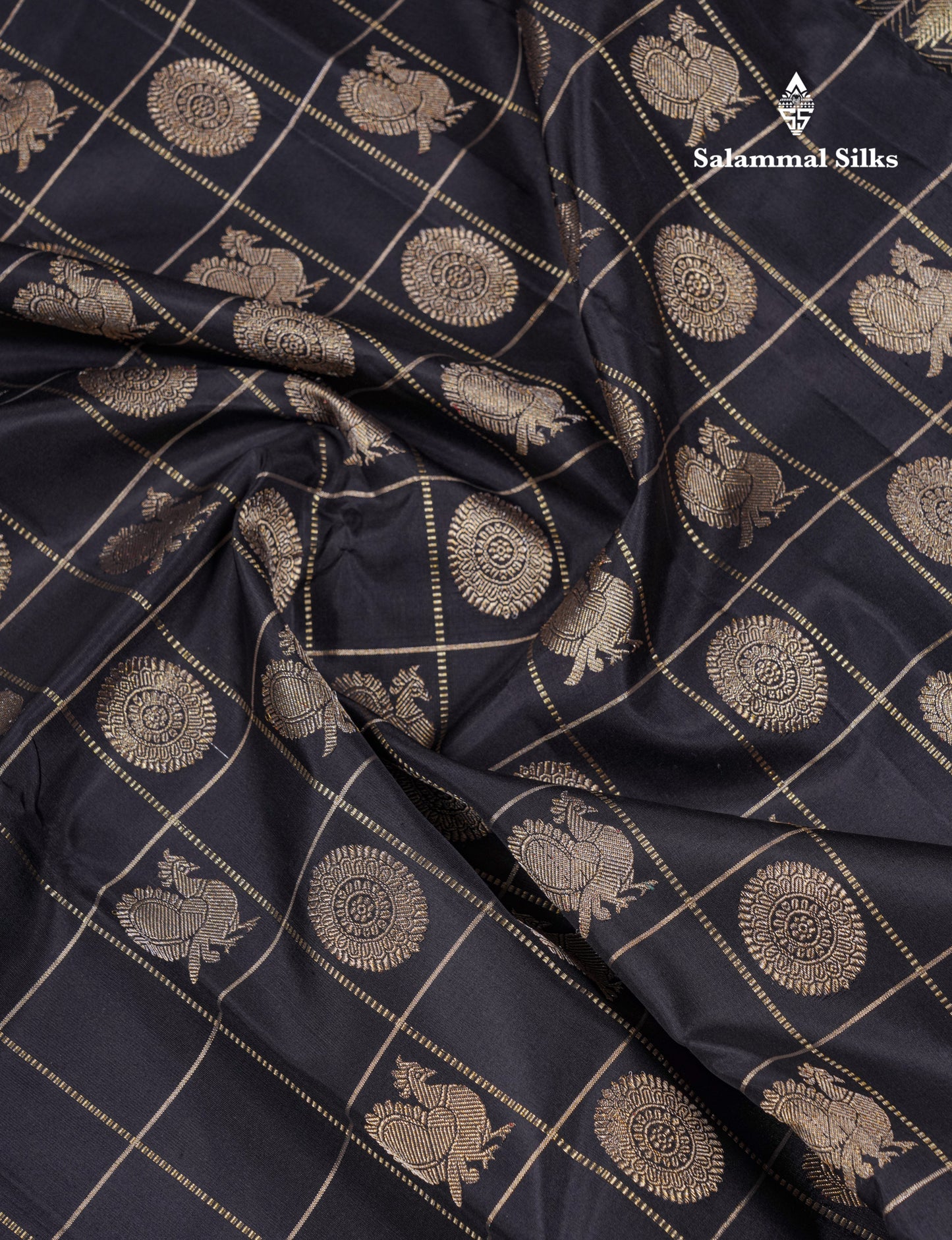 Beautiful Black Mayil Chakaram Butta Checks Pure Kanjivaram Silk Saree With Traditional Gap Border