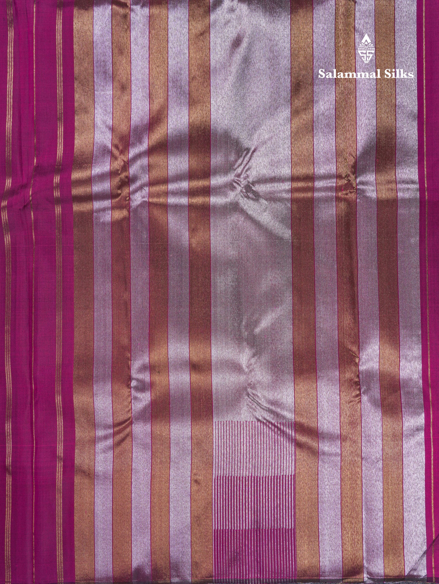 Beautiful Magenta 8Kol Gold & Silver Butta Pure Zari Kanjivaram Silk Saree With Traditional Border