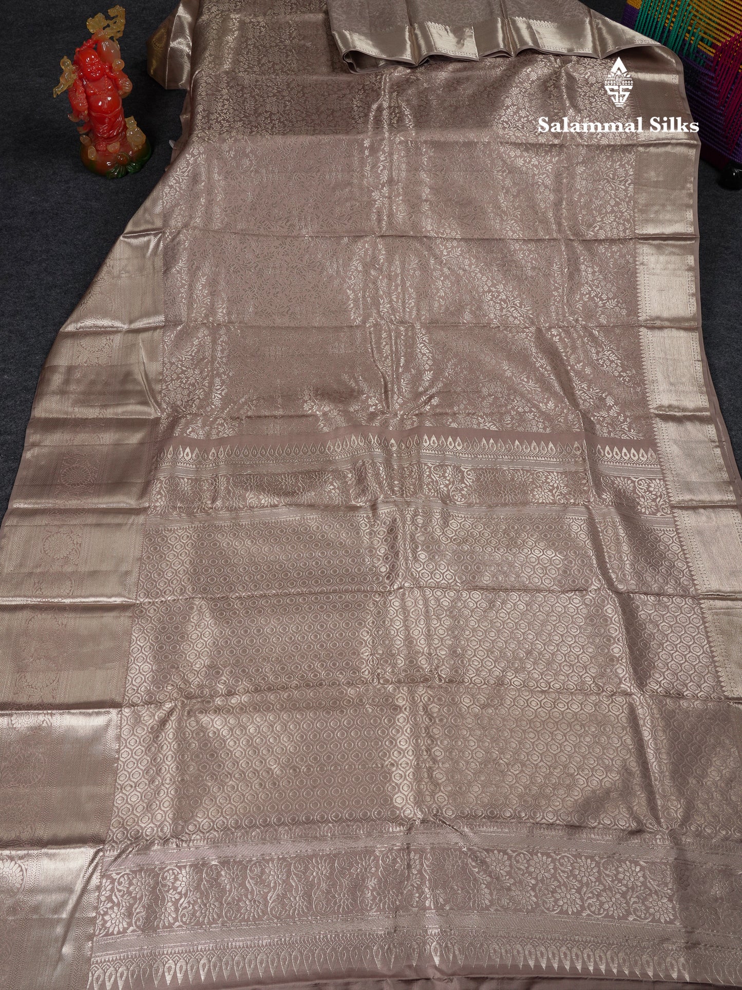 Beautiful Chocolate Bridal Pure Kanjivaram Silk Saree With Traditional Evening Morning Border
