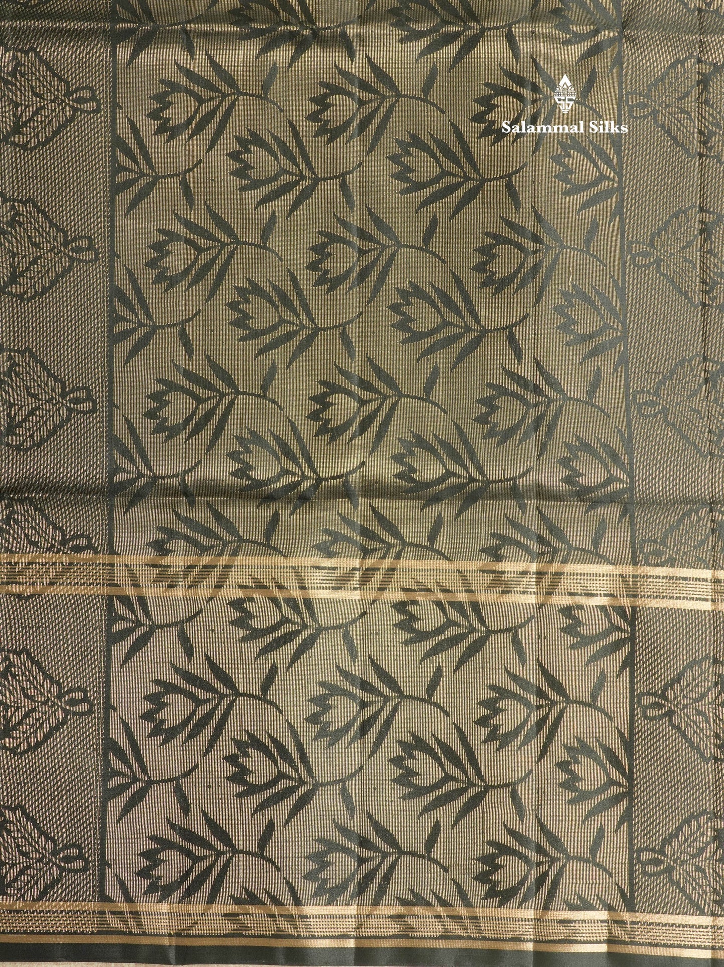 Green Beautiful Kanjivaram Pure Soft Silk Saree With Contrast Black Border