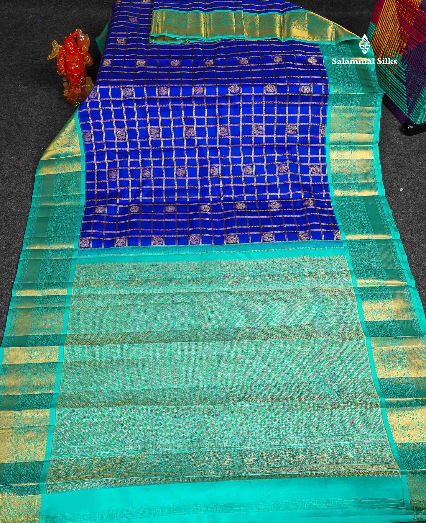 Pure Kanjivaram Silk Saree - Royal Blue Colour Body Checks With Butta & Contrast Sea Green Border