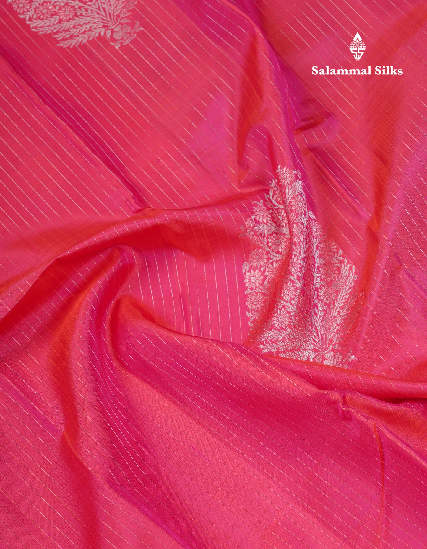 Dual Tone Pinkish Orange Pure Kanjivaram Silk Saree With Contrast Sapphire Green Blouse