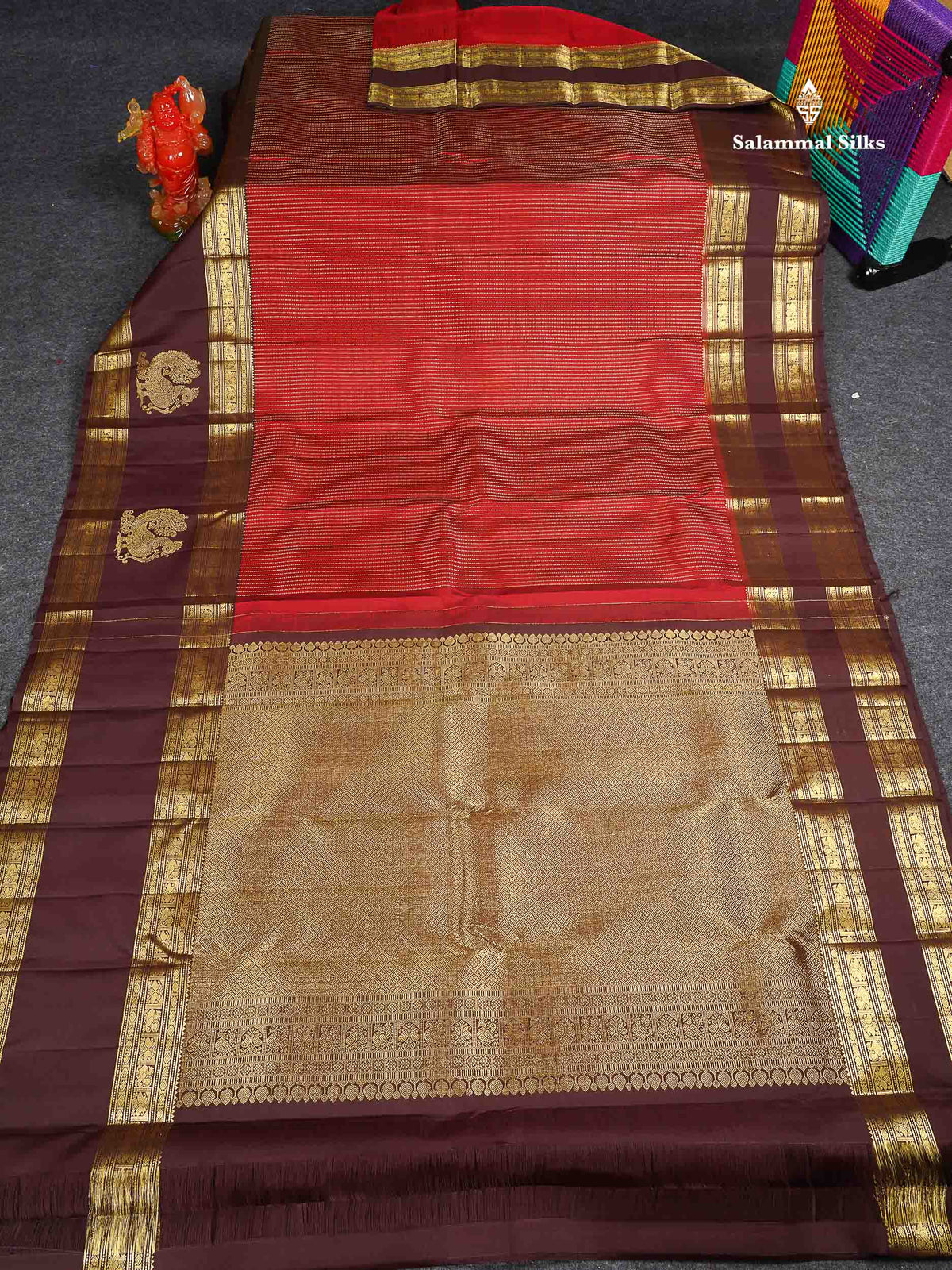 Pure Kanjivaram Silk Saree - Dark Maroon Colour Body With Contrast Dark Brown Traditional Evening Morning Border