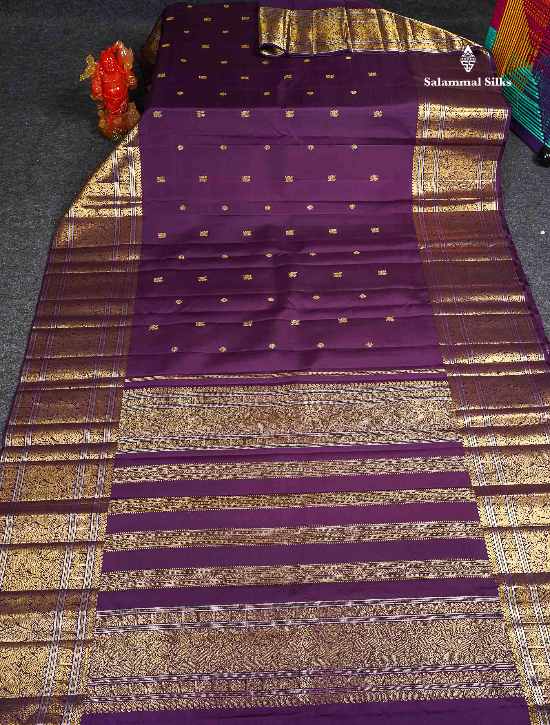 2G Zari Kanjivaram Silk Saree - Wine Purple Colour Body With Traditional Long Border
