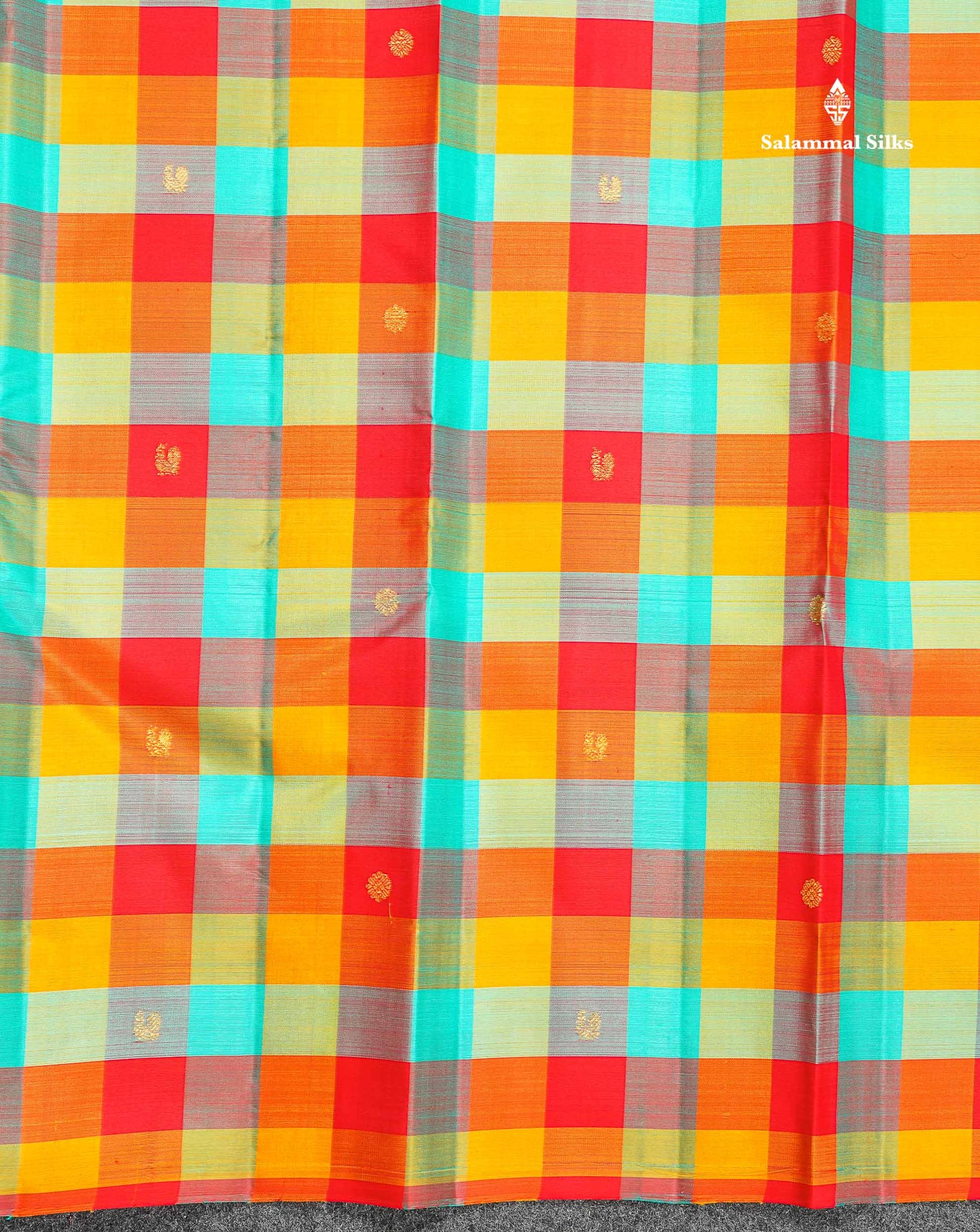 Pure Kanjivaram Silk Saree - Paalum Pazham Checks & Butta With Contrast Red Blouse