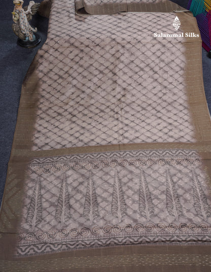 Onion Pink Thread Work Printed Semi Tussar Fancy Saree With Contrast Magenta Border