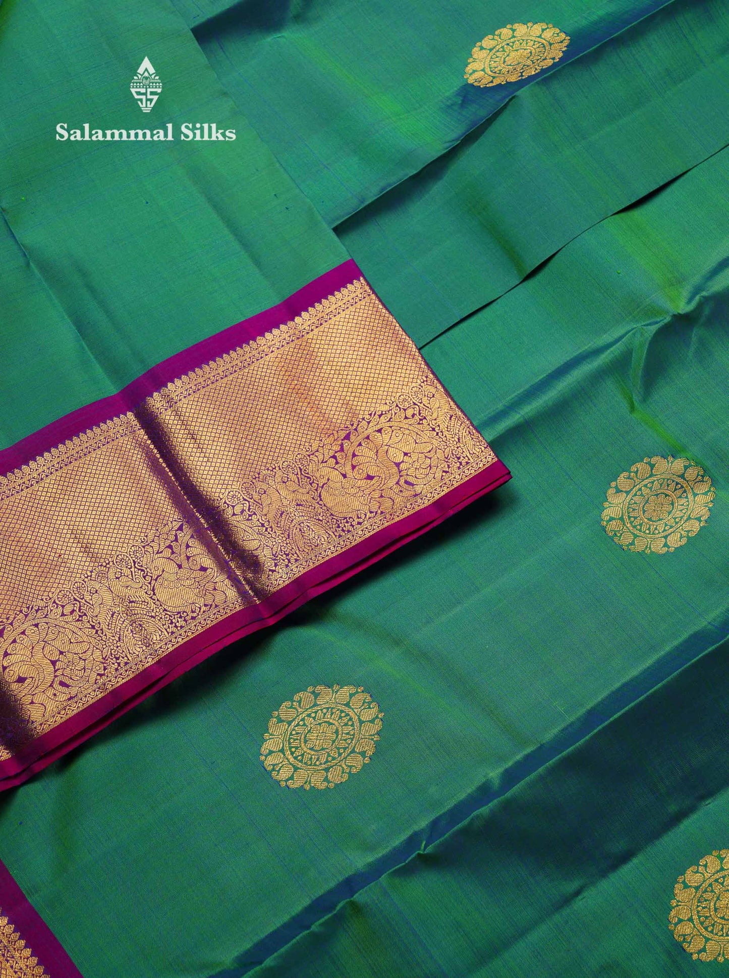 Beautiful Dual Tone Peacock Green Pure Kanjivaram Silk Saree With Contrast Dark Purple Traditional Evening Morning Border