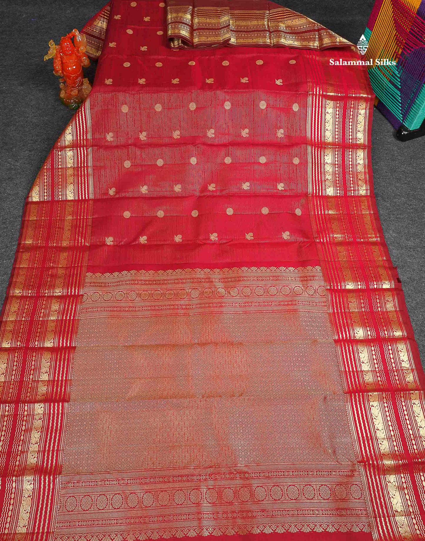 Pure Kanjivaram Silk Saree - Maroon Colour Body Vaira Oosi Lines With Butta & Traditional Long Border