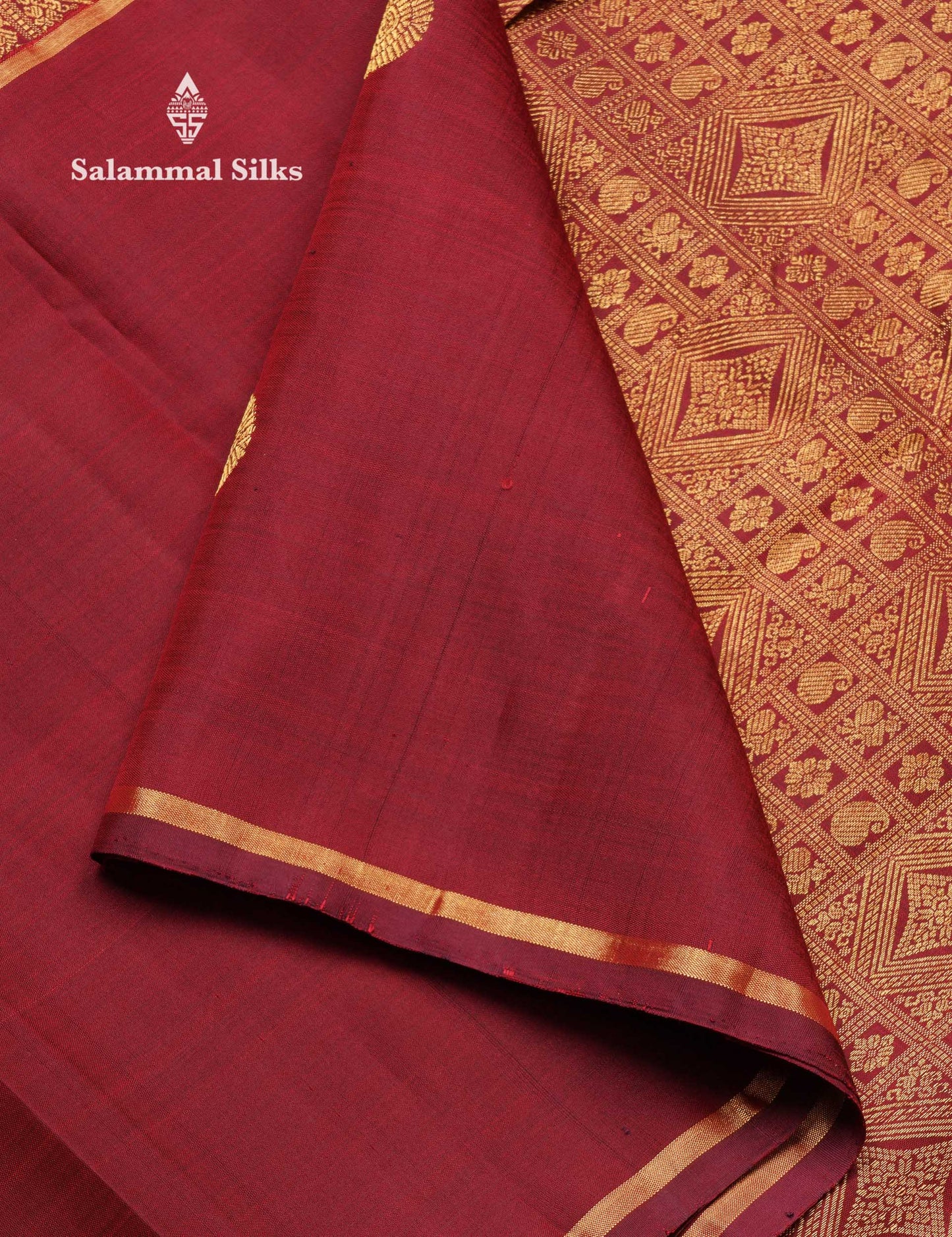 Beautiful Dual Tone Magenta Pure Kanjivaram Silk Saree With Traditional Long Peacocok & Chakaram Butta Border