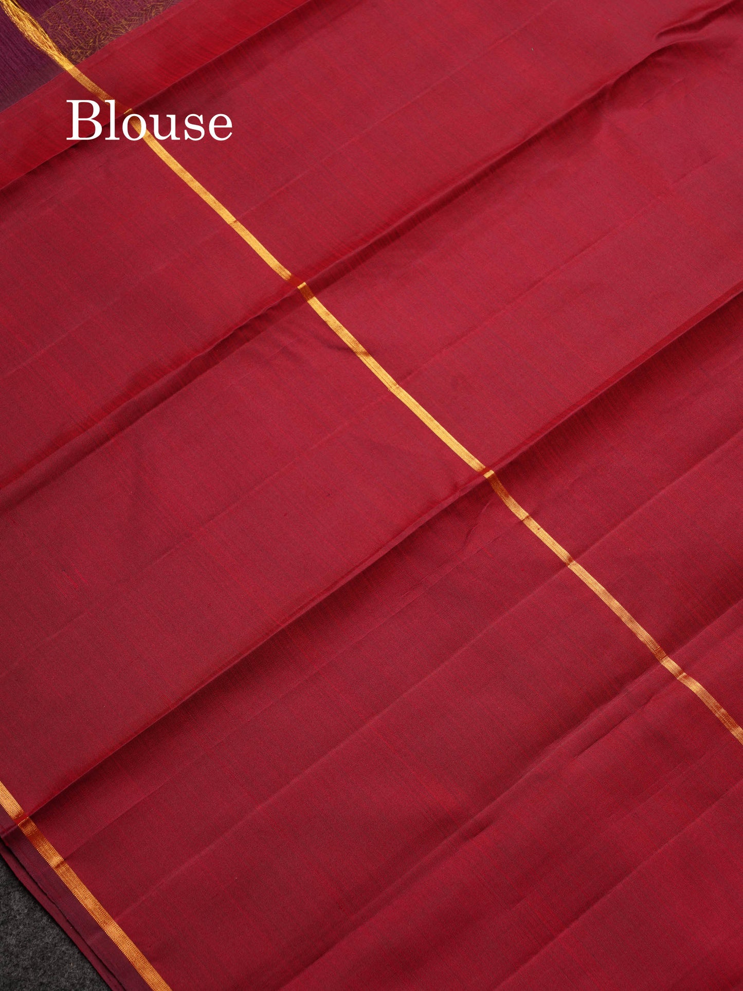 Beautiful Dual Tone Magenta Pure Kanjivaram Silk Saree With Traditional Long Peacocok & Chakaram Butta Border