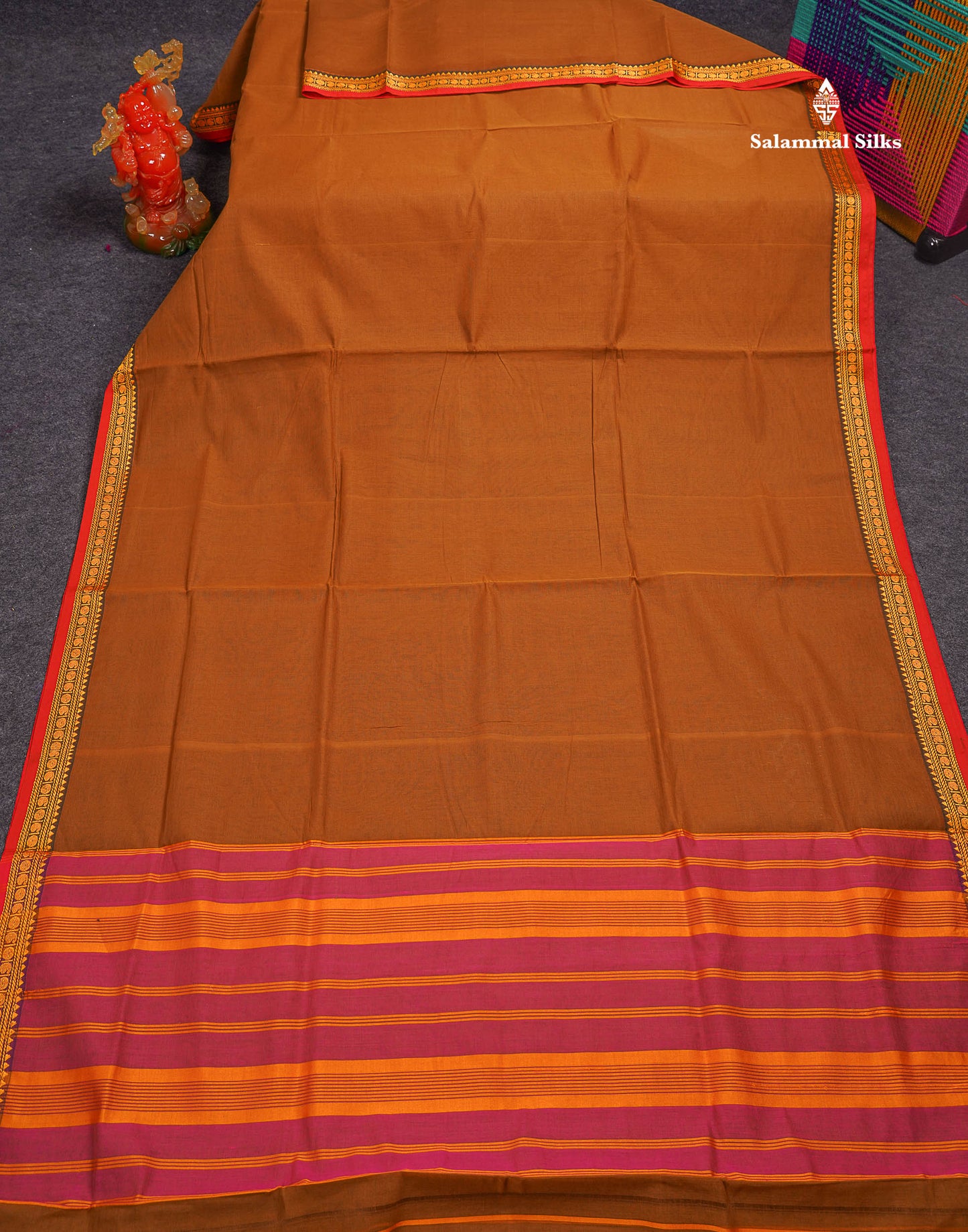 Beautiful Redish Maroon Plain Pure Cotton Saree With Contrast Dual Tone Bottle Green Thread Work Traditional Small Border