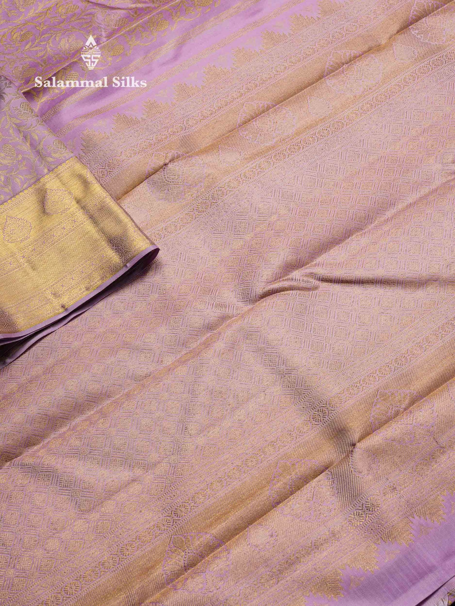 Beautiful Lavender Bridal Pure Kanjivaram Silk Saree With Traditional Medium Border