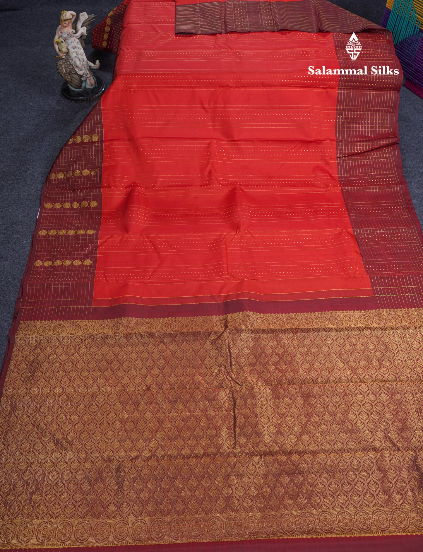 Dual Tone Red Fancy Pure Kanjivaram Silk Saree With Contrast Dark Maroon Border