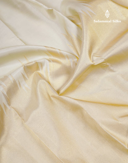 Beautiful Half White Vaira Oosi Lines 8 Kol Pure Kanjivaram Silk Saree With Traditional Tissue Raising Border