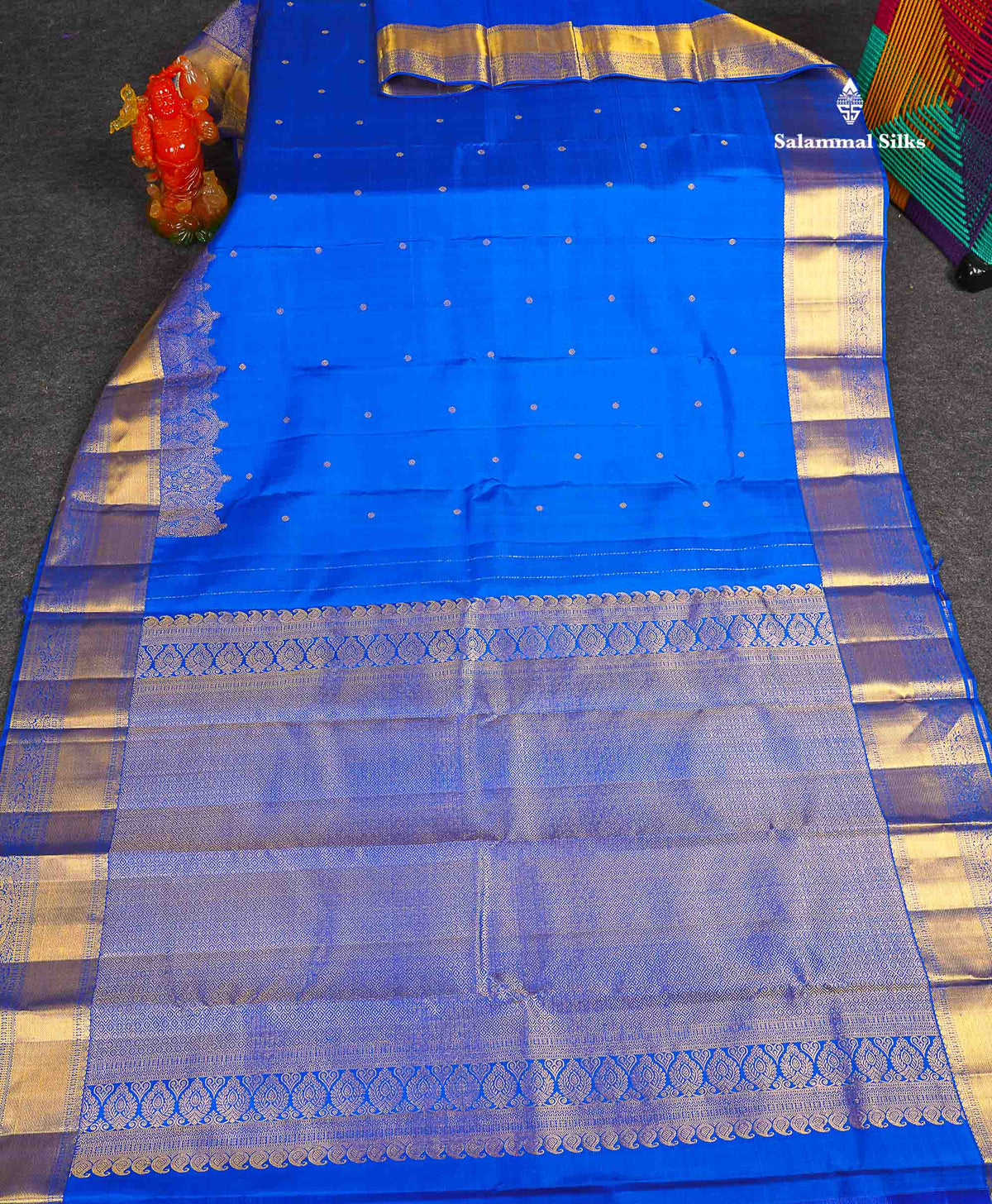 Pure Kanjivaram Silk Saree - Royal Blue Colour Body Butta With Turning Border