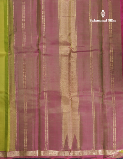 Beautiful Parrot Green Pure Kanjivaram Silk Saree With Contrast Dual Tone Pink Small Border