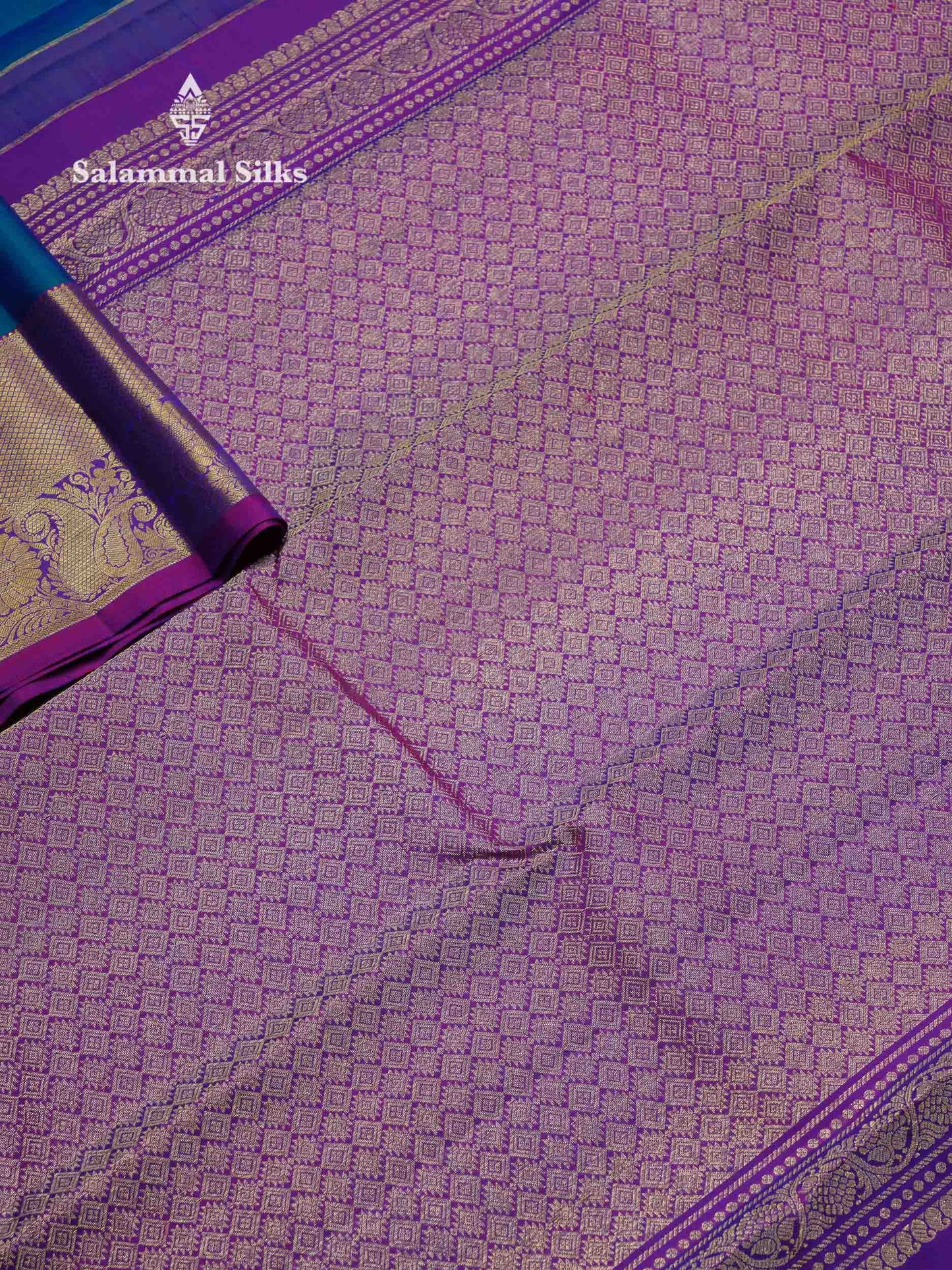 Beautiful Dual Tone Peacock Blue Iruthalai Pakshi Butta Pure Kanjivaram Silk Saree With Contrast Vadamalli Traditional Evening Morning Border