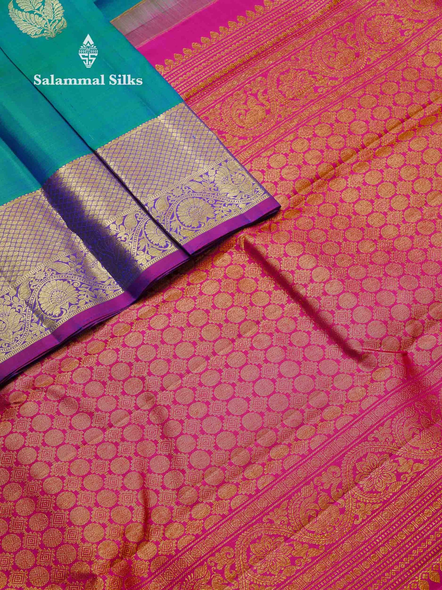 Beautiful Dual Tone Peacock Green Pure Kanjivaram Silk Saree With Contrast Vadamalli Traditional Evening Morning Border