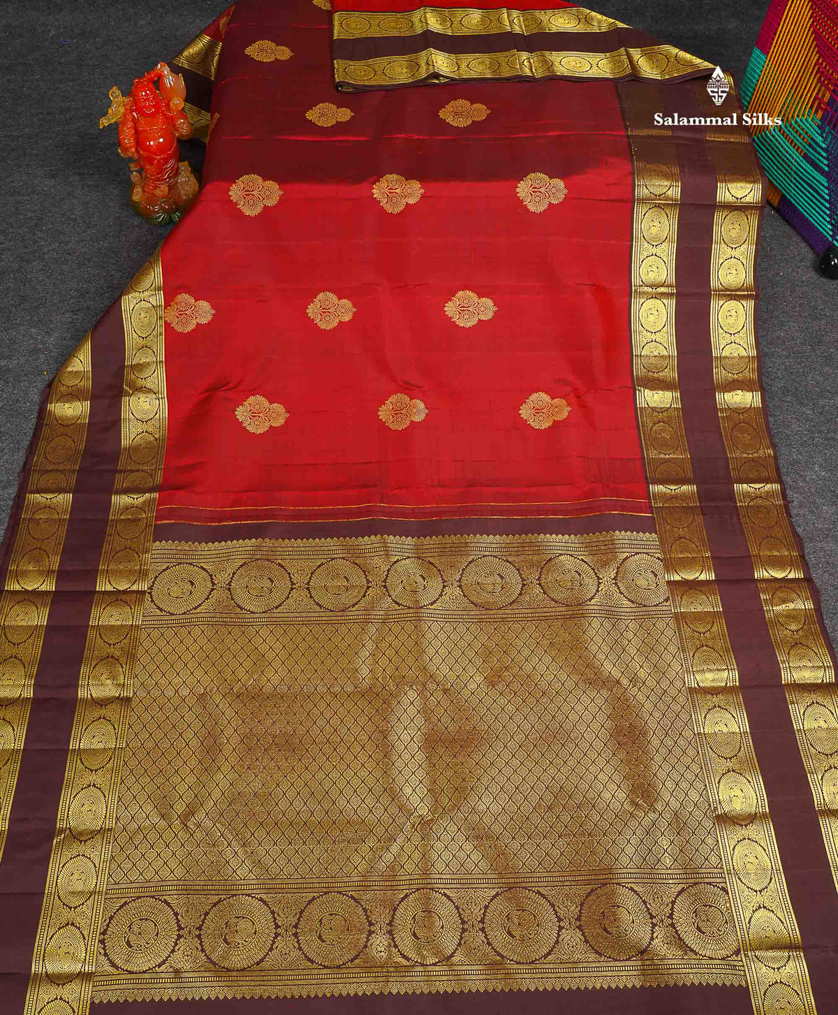 Pure Kanjivaram Silk Saree - Maroon Colour Body With Contrast Dark Brown Traditional Gap Long Border