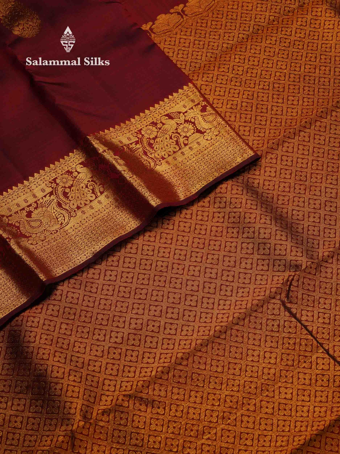 Beautiful Dark Maroon Pure Kanjivaram Silk Saree With Traditional Evening Morning Border