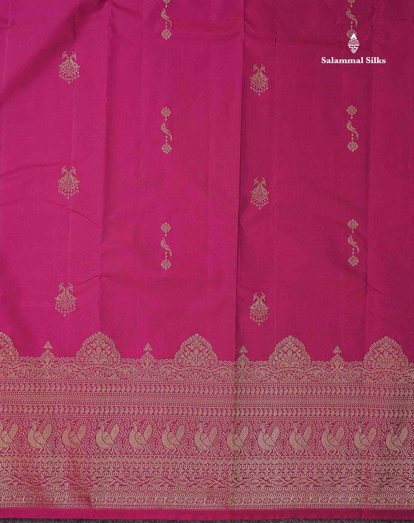 Beautiful Dual Tone Magenta Iruthalai Pakshi Zari Butta Semi Silk Saree With Traditional Turning Border