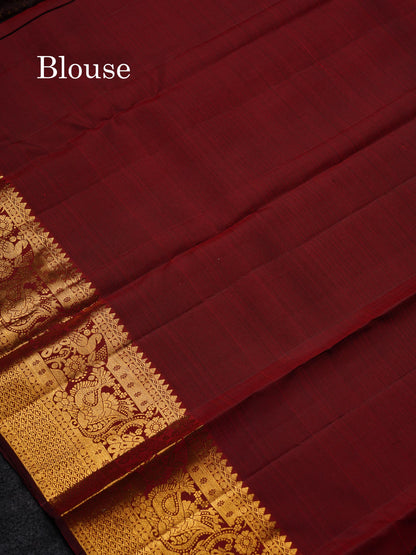 Beautiful Dark Maroon Pure Kanjivaram Silk Saree With Traditional Evening Morning Border