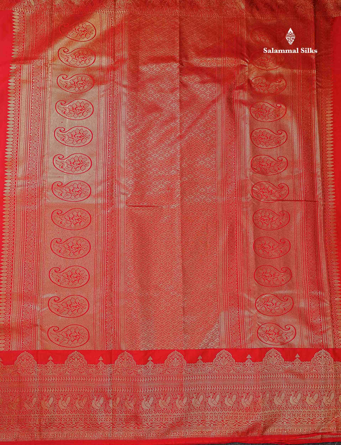 Beautiful Dual Tone Magenta Iruthalai Pakshi Zari Butta Semi Silk Saree With Traditional Turning Border