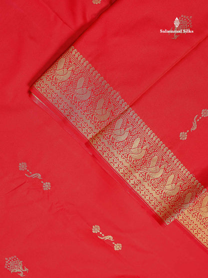 Beautiful Dual Tone Magenta Iruthalai Pakshi Zari Butta Semi Silk Saree With Traditional Turning Border