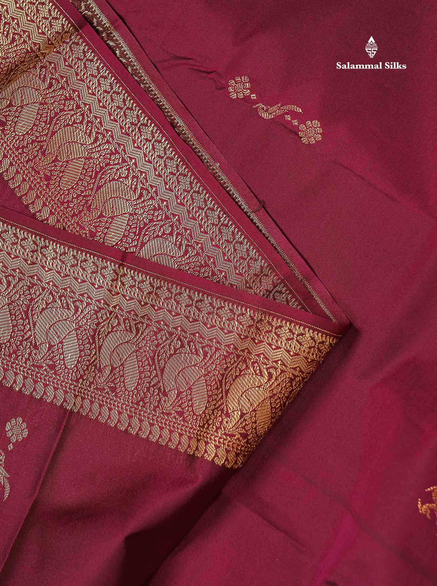 Beautiful Dual Tone Magenta Iruthalai Pakshi Zari Butta Semi Silk Saree With Traditional Turning Border