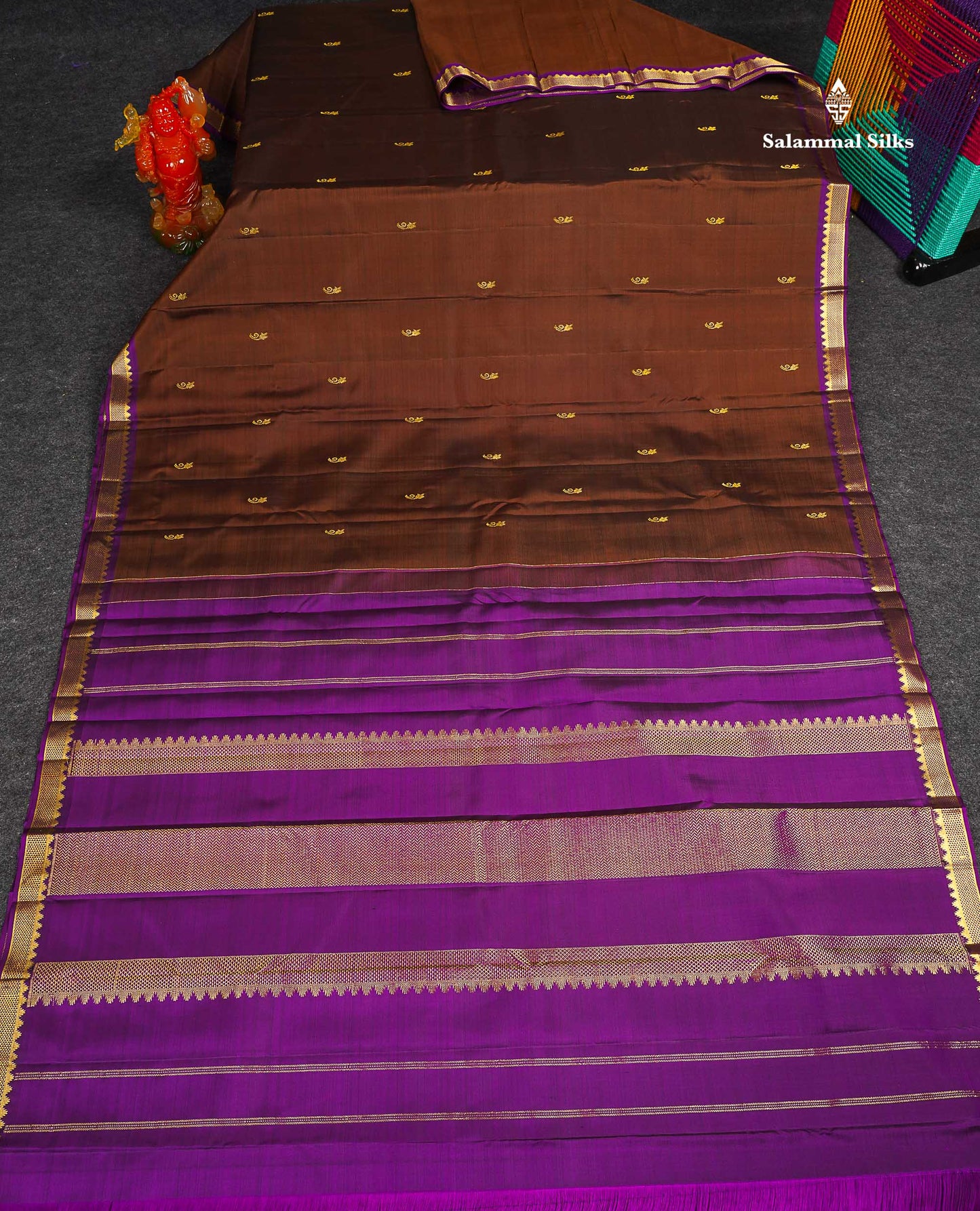 Pure Kanjivaram Silk Saree - Rust Brown Colour Body Small Butta With Contrast Wine Purple Small Border