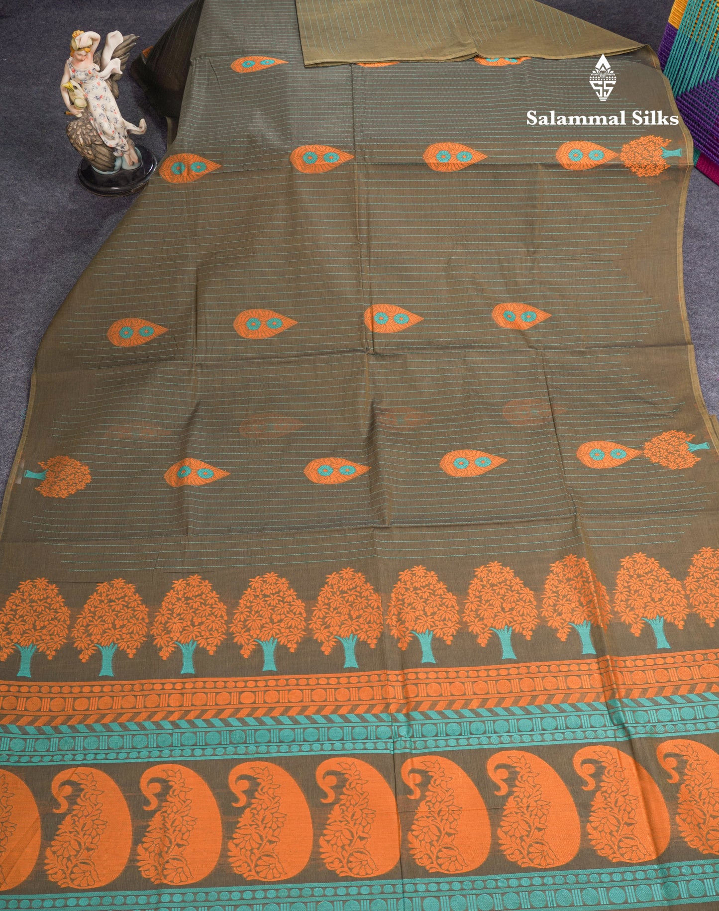 Olive Green Beautiful Fancy Pure Cotton Saree With Blouse