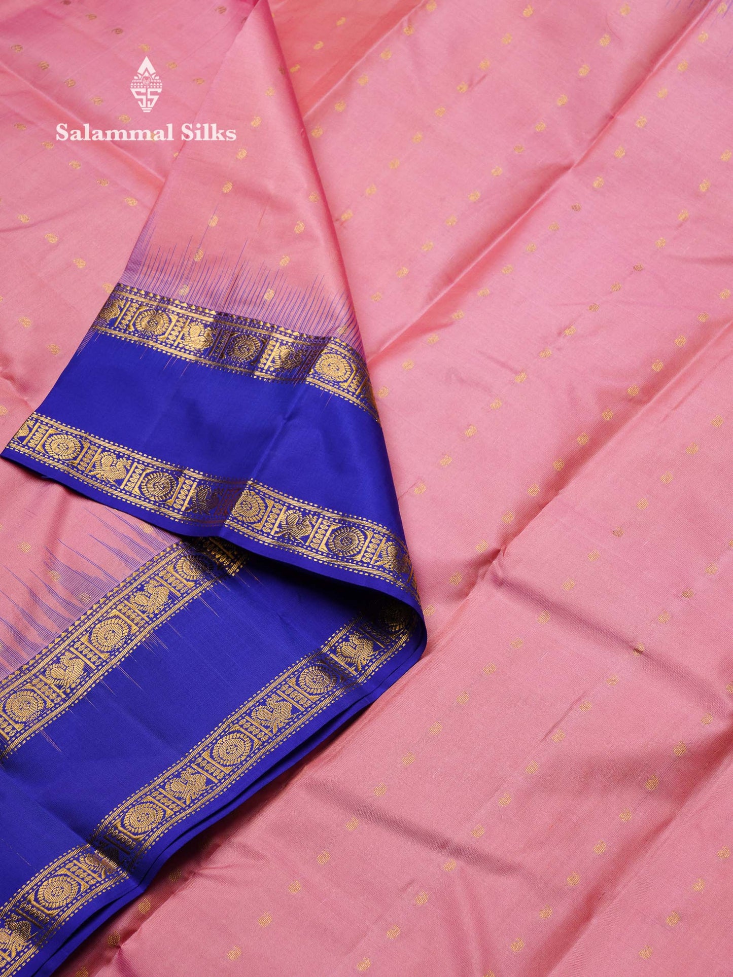 Beautiful Parrot Green Pure Kanjivaram Silk Saree With Contrast Royal Blue Traditional Rettapet Border