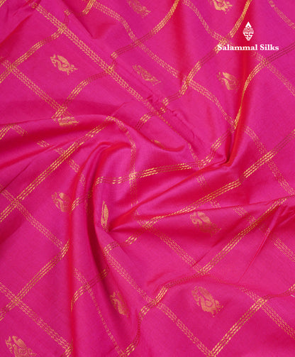 Magenta Pink  Beautiful Kattam Butta Semi Silk Cotton Saree With Violet Traditional Korvai Border