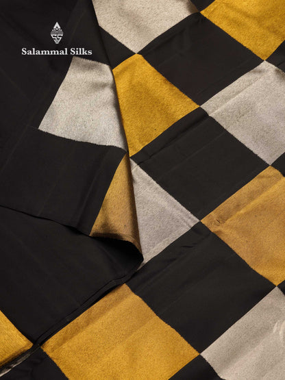 Beautiful Black Gold And Silver Zari 8Kol Fancy Pure Kanjivaram Silk Saree With Blouse