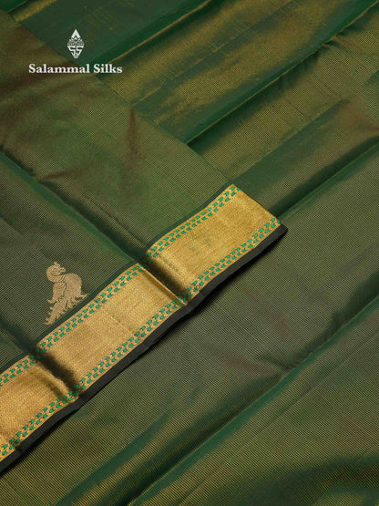 Beautiful Bottle Green Vaira Oosi Pure Kanjivaram Silk Saree With Traditional Medium Border