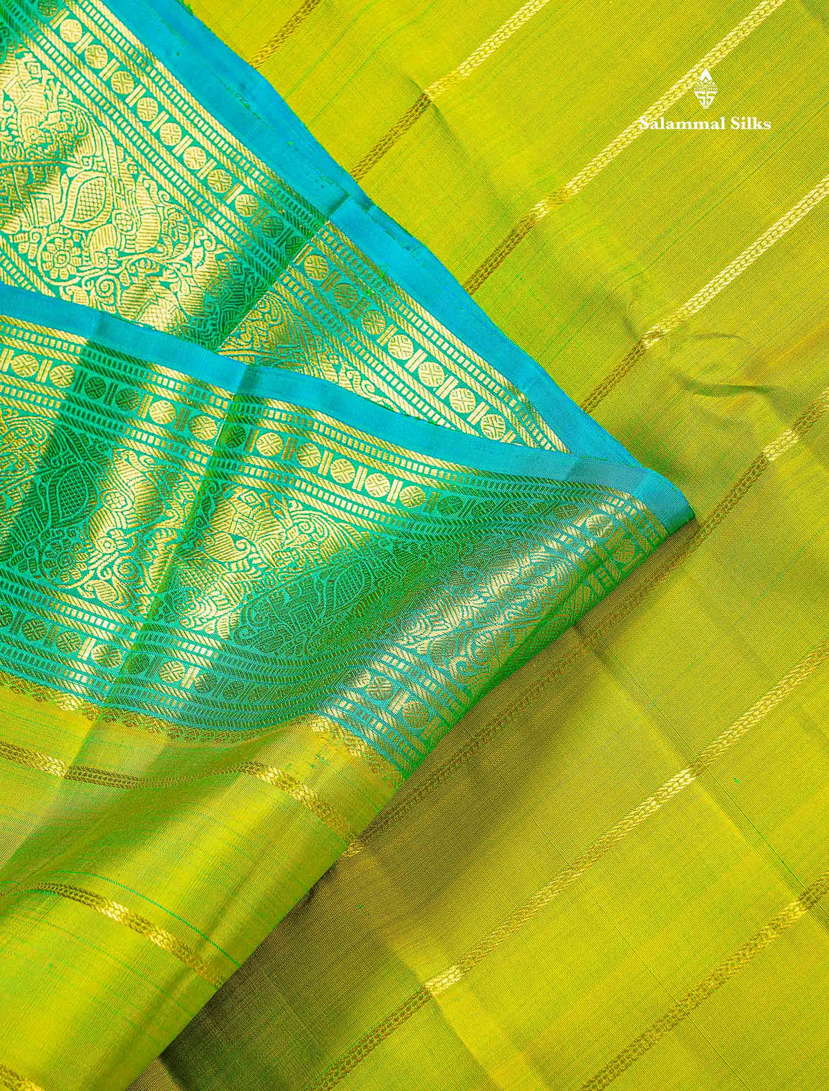 Pure Kanjivaram Silk Saree - Manthulir Green Colour Body With Sapphire Blue Traditional Border