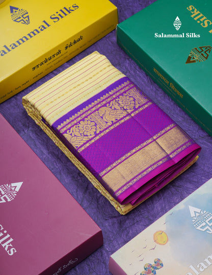 Beautiful Parrot Green Vintage Veldhari Pure Kanjivaram Silk Saree With Reddish Pink Traditional Rettapet Border