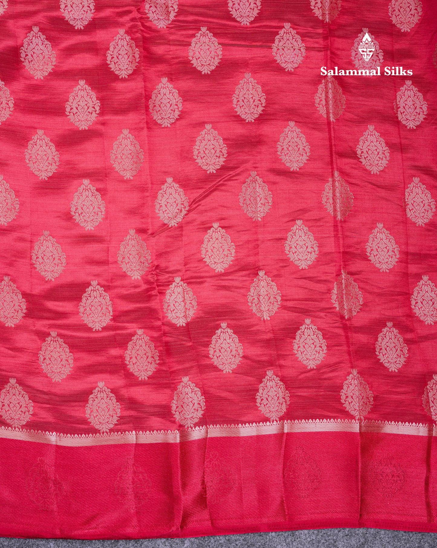 Beautiful Lavenser Semi Raw Silk Saree With Fancy Border
