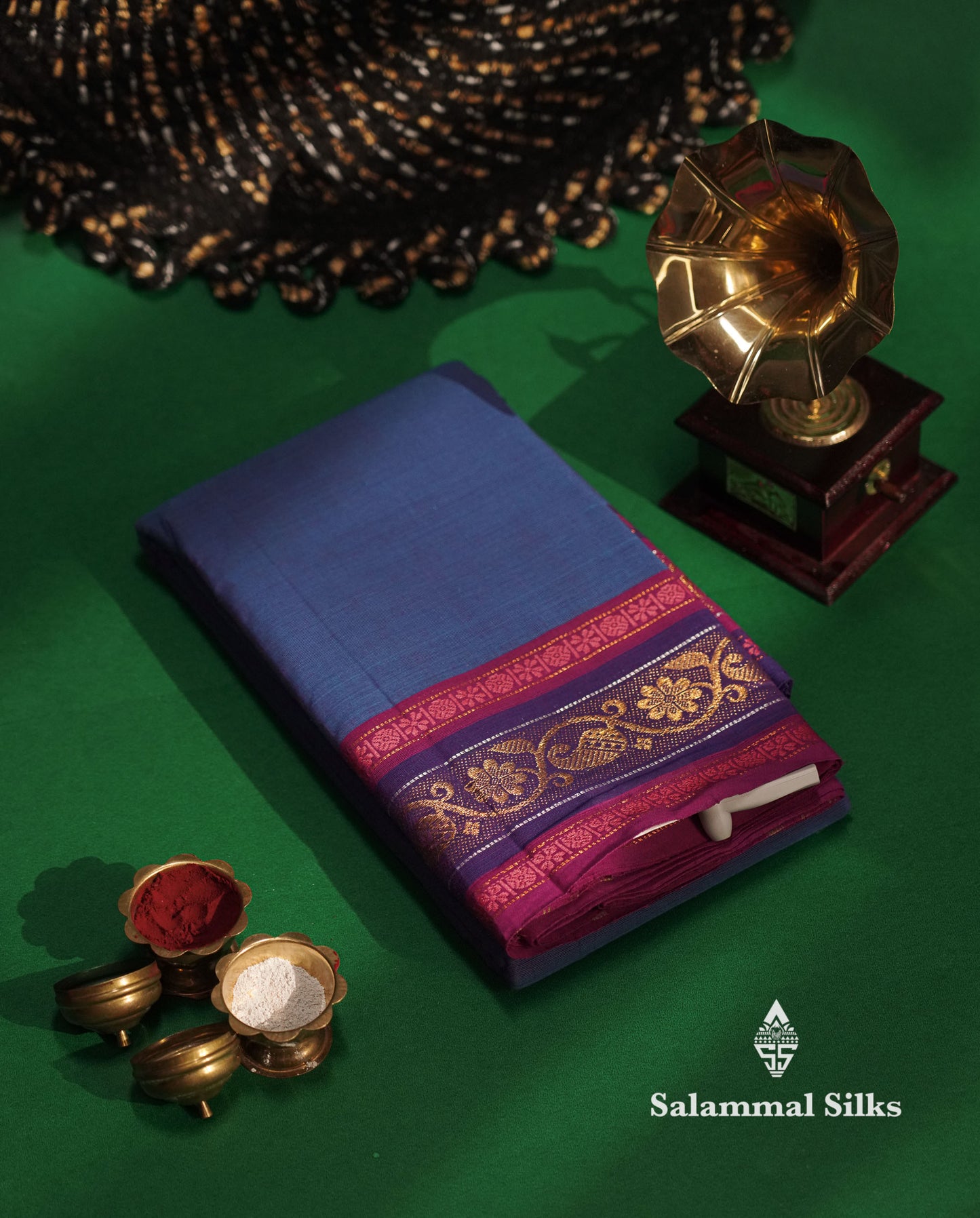 Beautiful Magenta Plain Chettinad Pure Cotton Saree With Violet Traditional Border